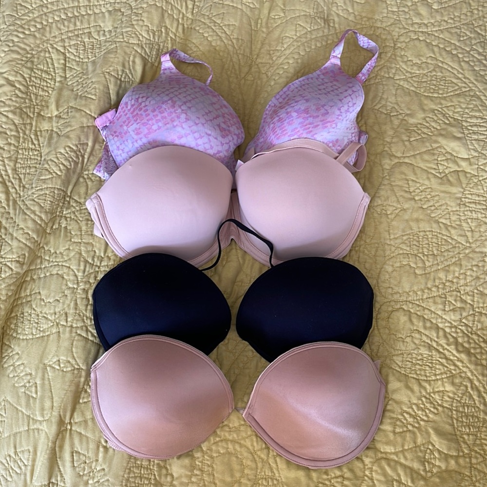 Lot of 4 38D bras Victoria Secret PINK